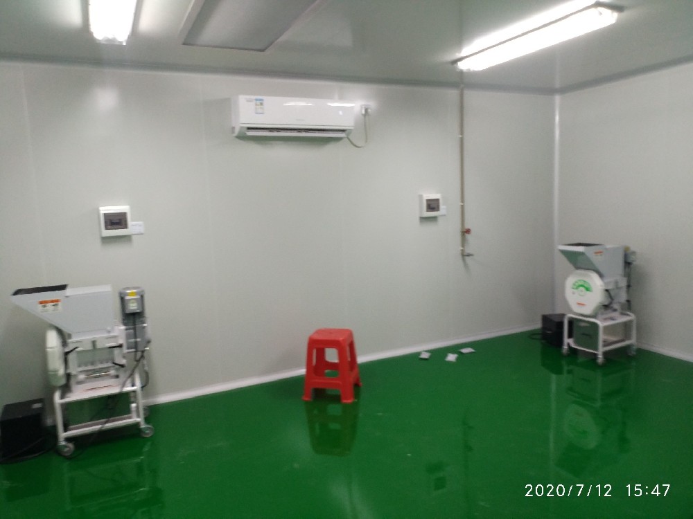 十萬(wàn)級(jí)無(wú)塵車間裝修施工的質(zhì)量驗(yàn)收標(biāo)準(zhǔn)是什么？